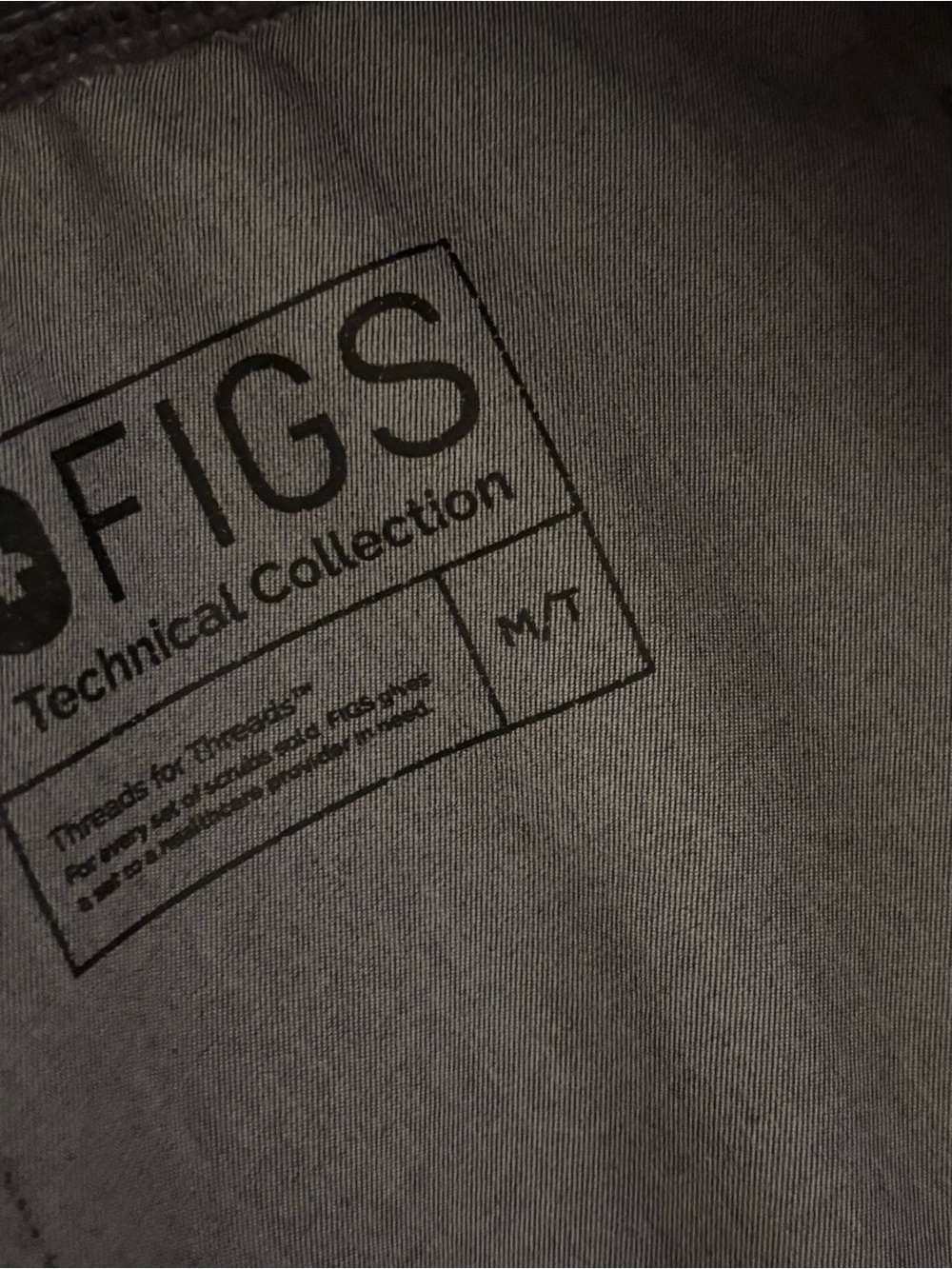 Figs Graphite Scrub Set - Picture 3 of 5